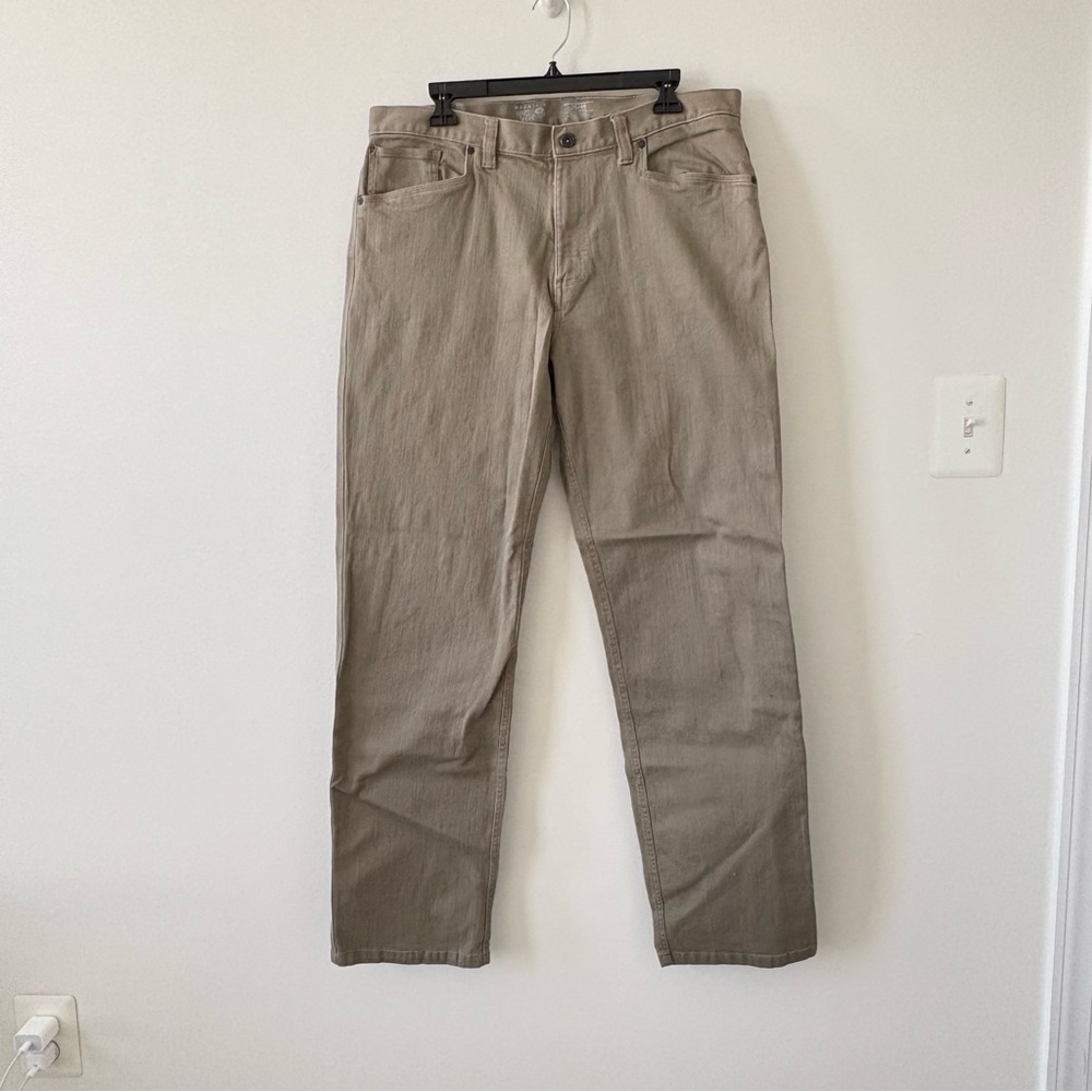 Mountain Hardware Men’s Khaki Tan Pants Size 36/46